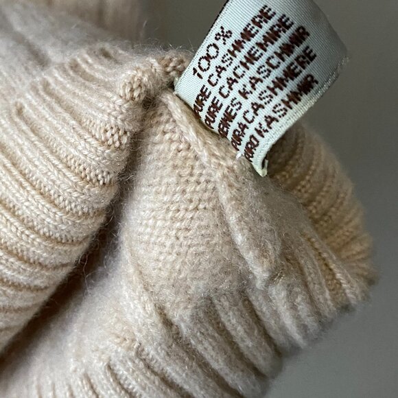 BERK Cashmere Lorne Cable "Linen" Colour 4-ply Sweater - Picture 11 of 12